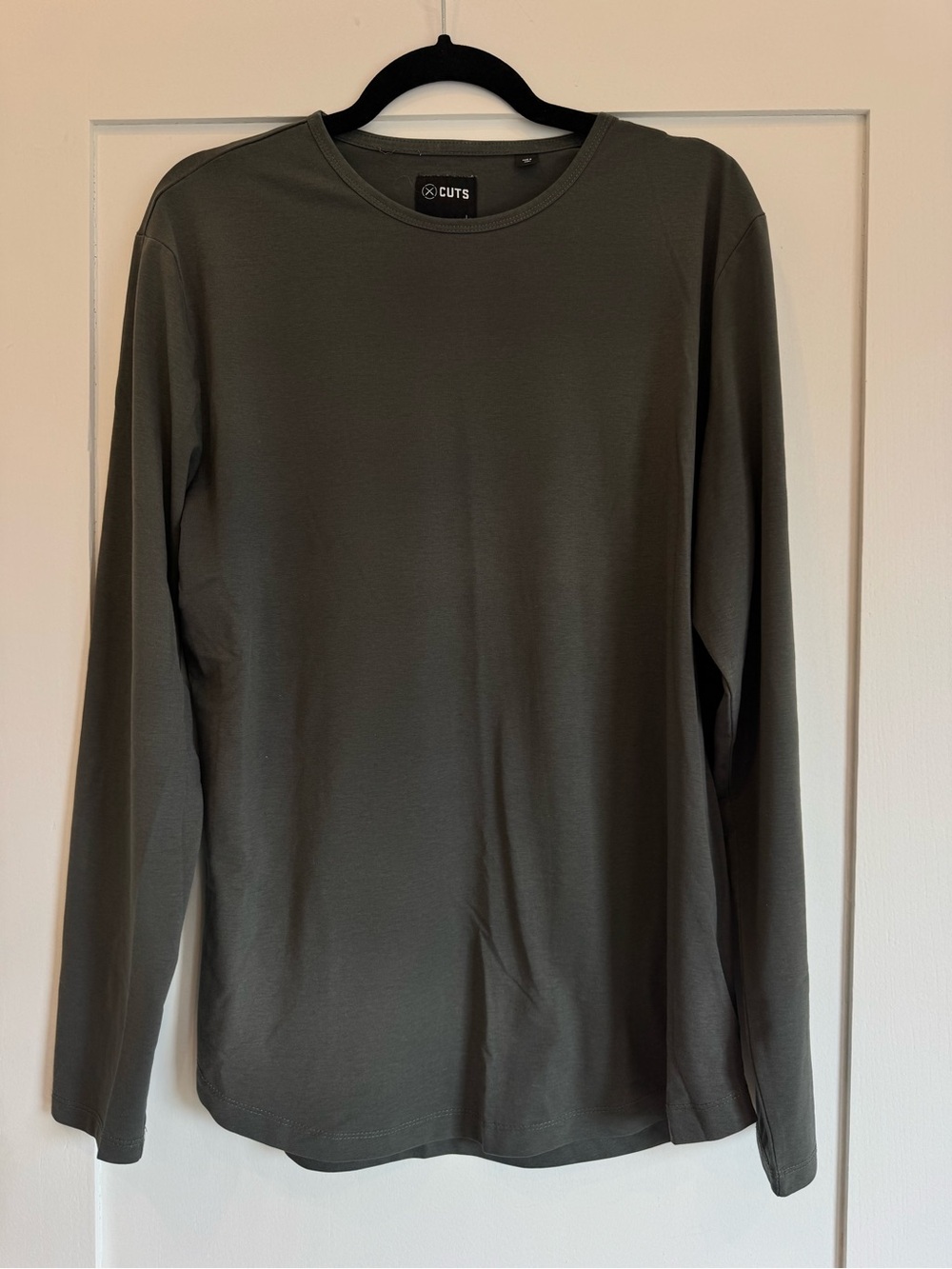 Cuts Clothing Men's Long Sleeve Crewneck Shirt - Olive